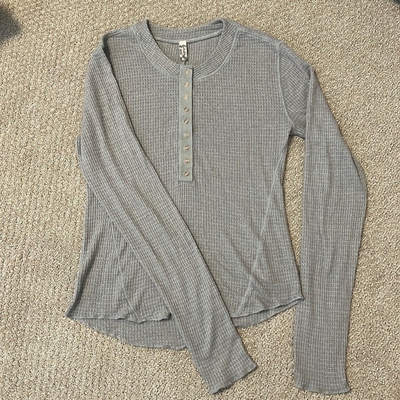 Free people one of the girls henley with rose gold snaps, perfect condition - Picture 4 of 15